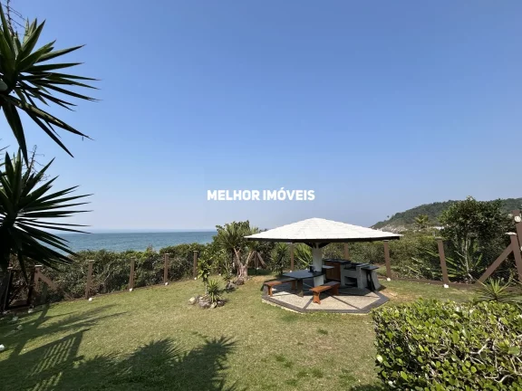 Imagem Casa Alto Padrão á venda localizada na Praia do Estaleirinho em Balneário Camboriú