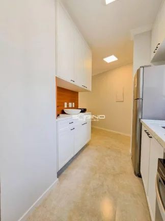 Imagem Apartamento Pé na Areia à venda em Riviera - no Edifício Ilha de Creta, com 3 dormitórios 1 suíte 87m²