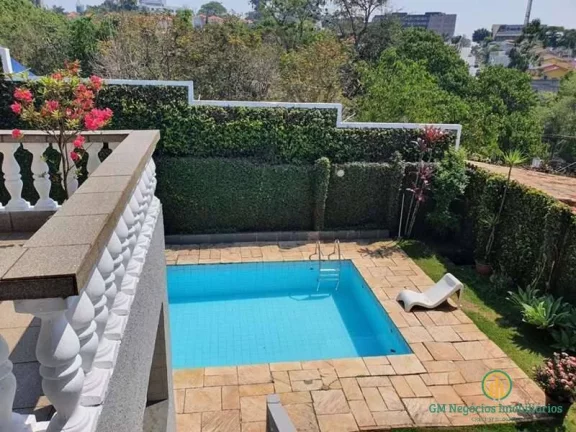 Imagem Casa com 3 suítes, piscina! Próximo ao Shopping Granja Viana