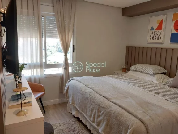 Imagem Excelente cobertura reformada no Panamby. Possui uma vista privilegiada, com privacidade, em condomÃ...