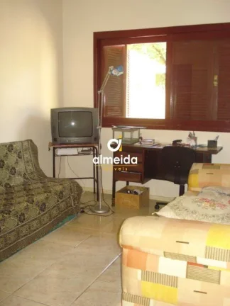 Imagem Casa 4 dormitórios à venda Nossa Senhora de Lourdes Santa Maria/RS
