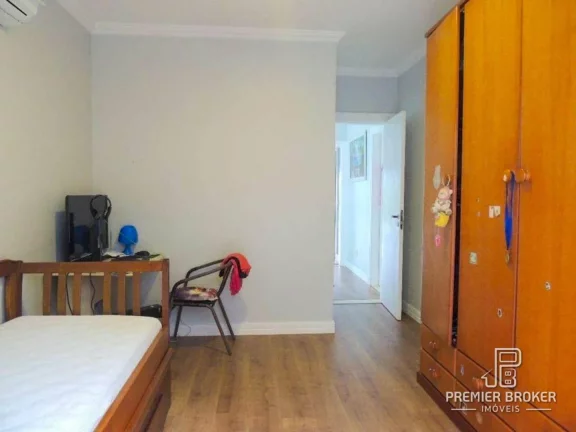 Imagem Casa à venda, 328 m² por R$ 2.000.000,00 - Vargem Grande - Teresópolis/RJ