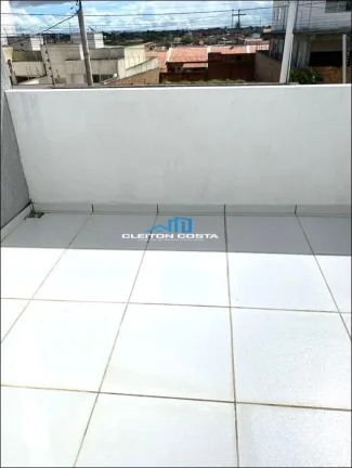 Imagem Casa para Venda em Feira de Santana, Mangabeira, 3 dormitórios, 2 suítes, 1 banheiro, 2 vagas