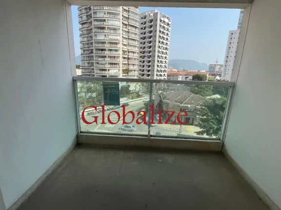 Imagem Ótimo apartamento de 3 dormitórios com suíte com vista lateral para o mar no bairro da Ponta da Praia em Santos (SP) por R$.900.000,00 !