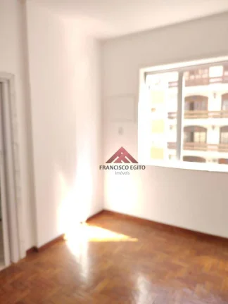 Imagem Apartamento com sala e quarto na primeira quadra da praia,proximo a todo comércio de icarai,como bancos,farmacias,super mercados,a quarenta metros da