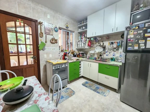 Imagem Casa em Condomínio para Venda em Teresópolis / RJ no bairro Bom Retiro