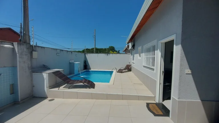 Imagem Casa para Venda em Itanhaém, Cibratel II, 2 dormitórios, 1 suíte, 2 banheiros, 2 vagas