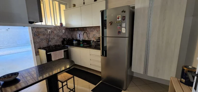 Imagem Casa na Praia de Havanas - 3 Quartos, 148m², Área de Lazer - Confira!