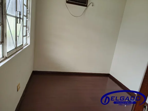 Imagem DELGADO aluga CASA fins COMERCIAIS em VENDA DAS PEDRAS, Itaboraí-RJ, com 4 quartos, 2 suítes, 2 salas, 1 banheiro, 6 vagas de garagem!