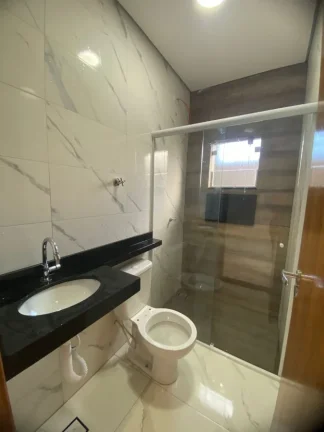 Imagem Casa para Venda em Itanhaém, Nossa Senhora do Sion, 2 dormitórios, 1 suíte, 2 banheiros, 2 vagas