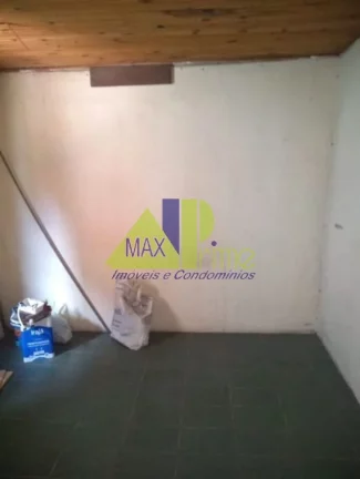 Imagem Imperdível: Casa à venda na Vila Jacuí, São Paulo-SP, com 2 quartos, sala, 1 vaga de garagem e 350m² de área!