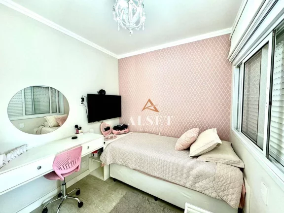 Imagem Apartamento totalmente reformado com 3 suítes no Tatuapé