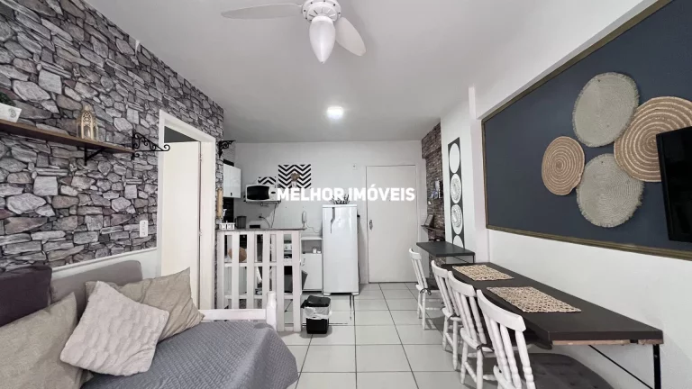 Imagem Apartamento Mobiliado com 01 dormitório à Venda na Quadra Mar em Balneário Camboriú - SC