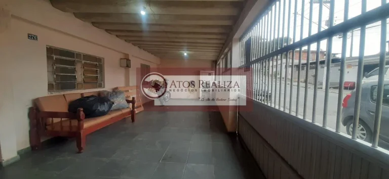 Imagem Grande oportunidade para investimento. Vendo casa para reforma, com um terreno de 210m² no jardim manacás, 400 metros da estação Grajaú da CPTM, casa com 2 Dormitórios, sala, cozinha, área de serviço, quintal, corredor lateral, 3 vagas de garagem,, churra