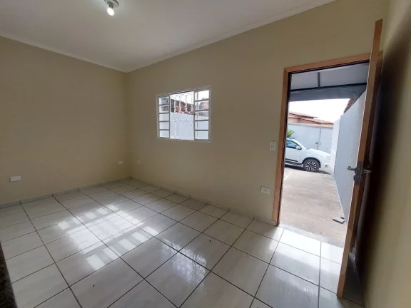 Imagem CASA TÉRREA - MEIO LOTE - JARDIM DULCE - SUMARÉ