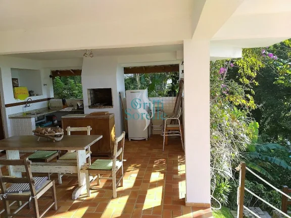 Imagem Casa Alto Padrão À Venda, Condominio Fechado na Praia das Toninhas - Ubatuba/SP.