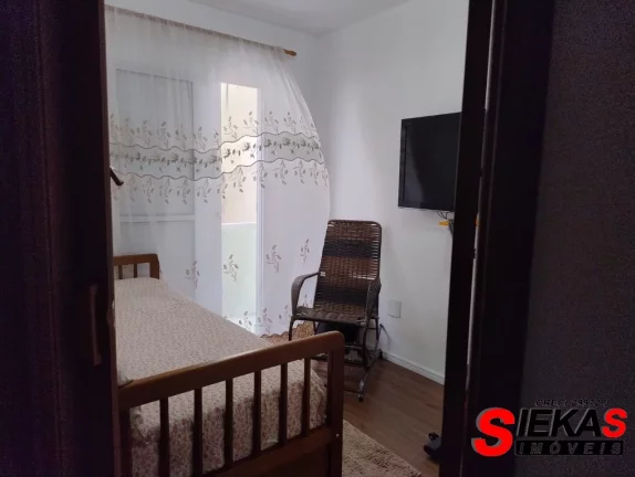Imagem Imperdível casa à venda na Vila Ré, São Paulo-SP: 3 quartos, 1 suíte, 1 sala, 2 banheiros, 2 vagas, 70m²!