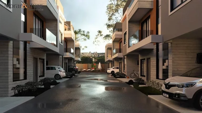 Imagem Casa para Venda em Curitiba, Água Verde, 3 dormitórios, 1 suíte, 3 banheiros, 2 vagas