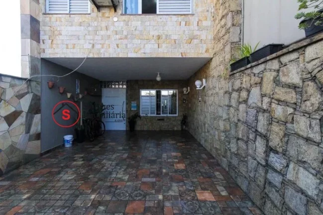 Imagem OPORTUNIDADE. SOBRADO A VENDA NA VILA BELA, PRÓXIMO A SÃO CAETANO COM 4 DORMITÓRIOS E 3 SUÍTES. PISCINA E ÁREA GOURMET COM CHURRASQUEIRA.