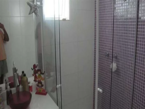 Imagem A 5ª Avenida Imóveis selecionou essa charmosa casa em Alphaville Salvador I, 4 suítes com 596m² de área construída: por R$4.990.000,00