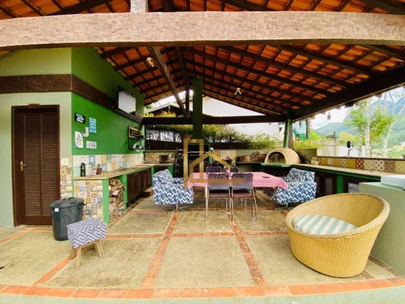 Imagem Casa de campo dentro de condomínio à venda, 188 m² - Vargem Grande - Teresópolis/RJ