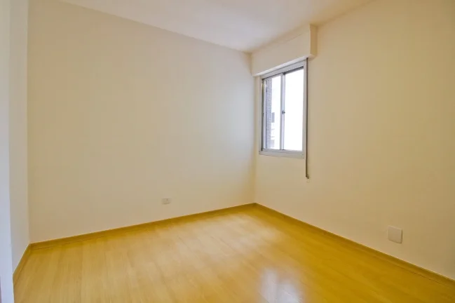 Imagem Apartamento 100M² Reformado, 2Q, 1 Suíte, 2 Banheiros, 1 Vaga, Salão de Festas e Salão de Jogos.