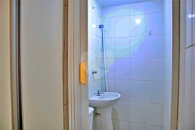 Imagem Apartamento à venda com 2 quartos, sendo 1 suíte, no condomínio Crisantemo, São Paulo - SP