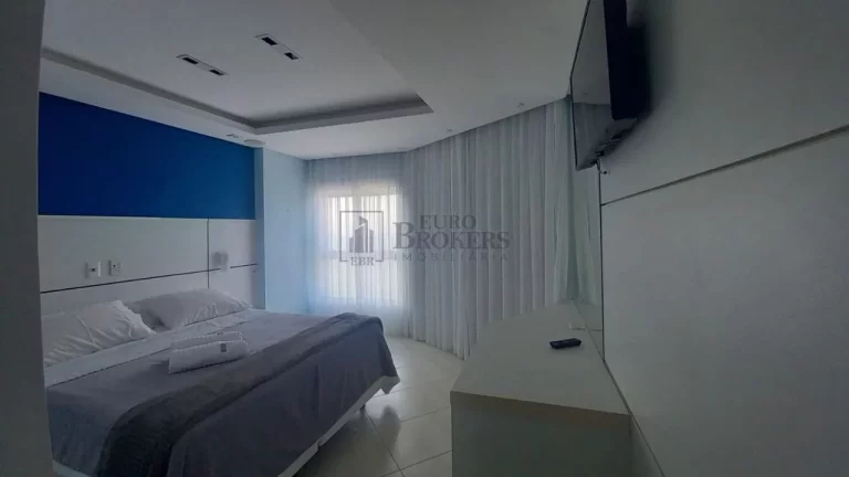 Imagem Apartamento Frente Mar com 3 suítes à venda no Centro de Balneário Camboriú/SC