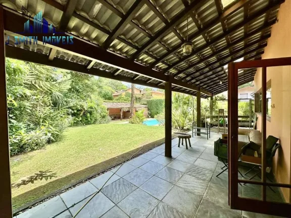 Imagem Casa na Granja Viana. 4 Dorms (2suites) Terreno 1.400m², Piscina,