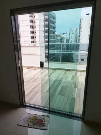 Imagem COBERTURA A VENDA COM 4 QUARTOS 3 SUÍTES NA PRAIA