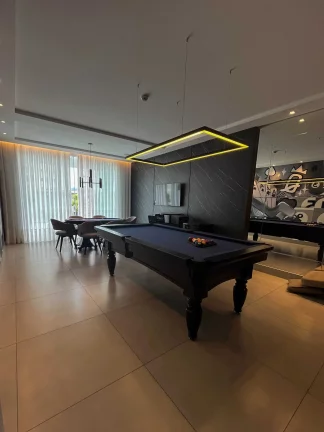 Imagem Apartamento com 2 suítes e 2 vagas de garagem na Meia Praia em Itapema