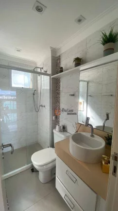 Imagem Cobertura com 2 dormitórios à venda, 136 m² por R$ 2.500.000,00 - Jardim Astúrias - Guarujá/SP