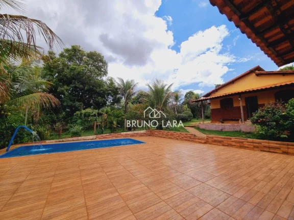 Imagem Sítio à venda em Mateus Leme bairro Portal Serra Azul.
