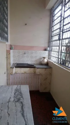 Imagem EXCELENTE CASA PARA FINS COMERCIAIS E RESIDENCIAL