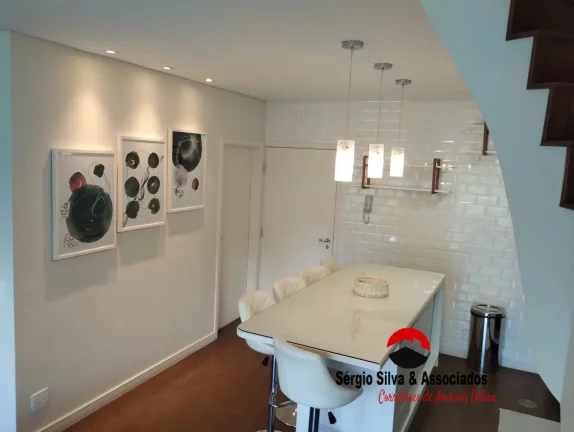 Imagem Apartamento Duplex Mobiliado a Venda no Vila Capivari em Campos do Jordão.