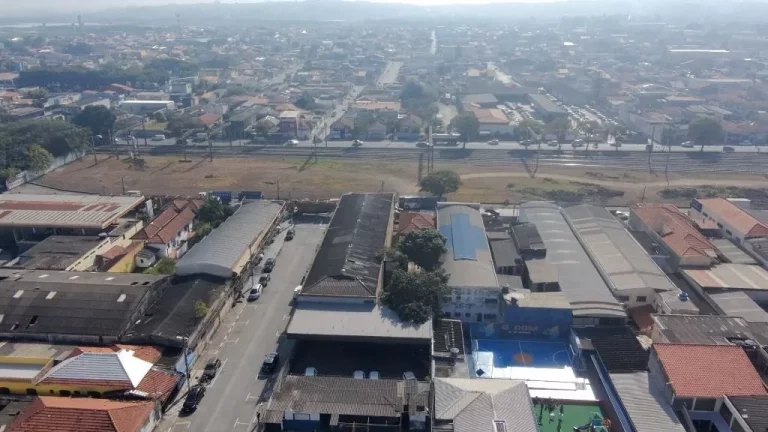 Imagem Terreno para alugar, 1000 m² por R$ 12.500,00/mês - Centro - Suzano/SP