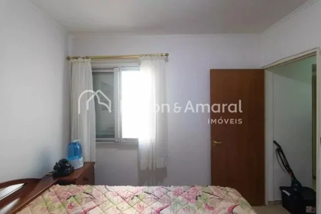 Imagem Aconchegante imóvel à venda com 3 quartos, sendo 1 suíte, e 2 banheiros.
Ideal para quem busca co...