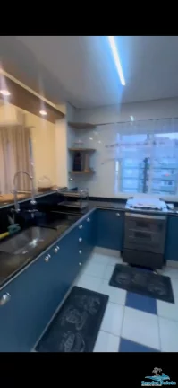 Imagem Amplo apartamento à 30 metros da praia