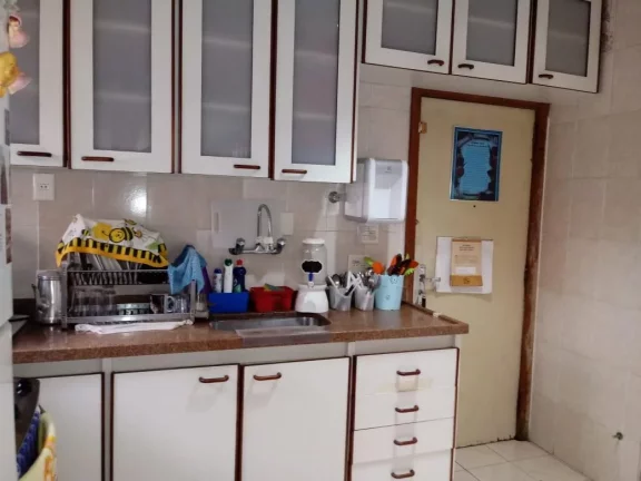 Imagem Apartamento com 2 dormitórios e suite na República