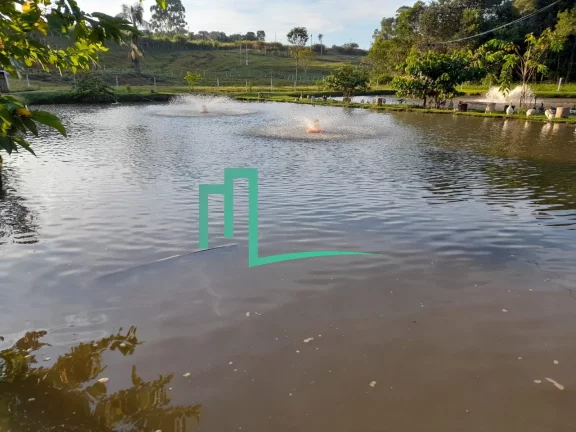 Imagem SÍTIO Á VENDA EXCELENTE OPORTUNIDADE EM ITAMOGI - Varias represas - Piscina - Chalé - Palco para shows