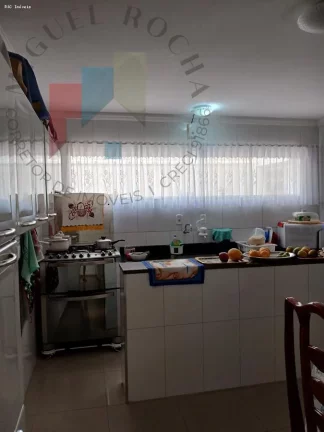 Imagem Sobrado para alugar no bairro Vila Pires em Santo André/SP