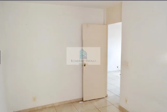 Imagem Apartamento à venda na Taquara, Rio de Janeiro - RJ: 2 quartos, 1 sala, 1 banheiro, 1 vaga de garagem, 52m²!