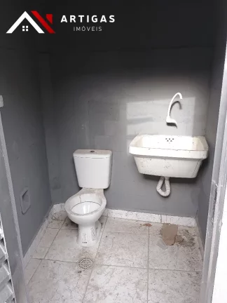Imagem Casa Comercial na Mooca: 2 Salas, 1 Banheiro, 1 Vaga de Garagem, 120m² - Venda ou Locação em SP