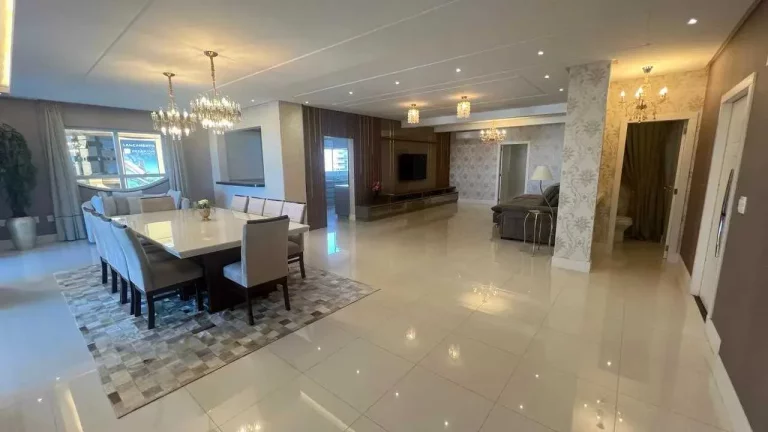 Imagem Apartamento com 4 suítes sendo 1 master e 2 vagas de garagem em - Meia Praia Itapema/SC