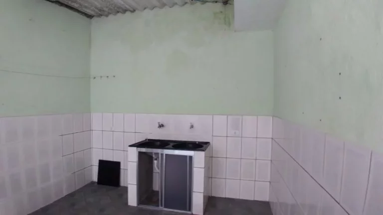 Imagem Casa com 2 dormitórios à venda, 104 m² por R$ 300.000,00 - Jardim Cacique - Suzano/SP