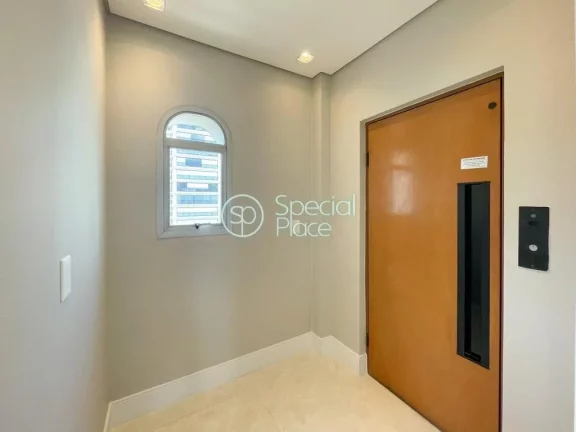 Imagem Andar alto com vista de cair o queixo, com sacada na sala e nos quartos! São 169m² de área privat...
