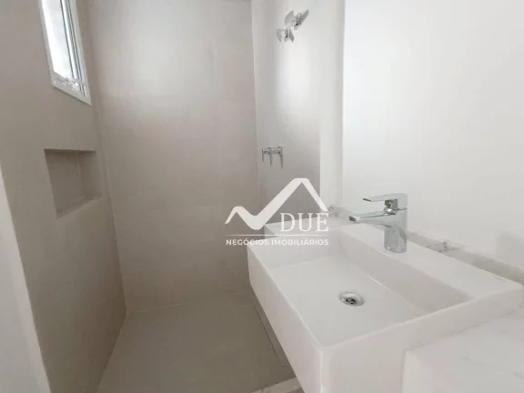 Imagem Apartamento com 2 dormitórios à venda, 82 m² por R$ 870.000,00 - Aparecida - Santos/SP