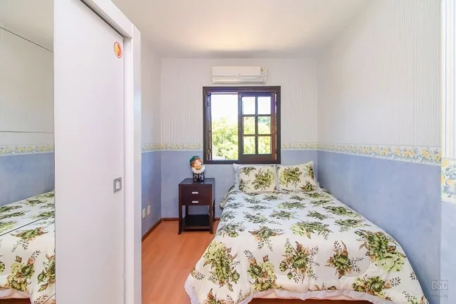 Imagem Casa à venda no bairro Cavalhada - Porto Alegre/RS