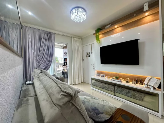 Imagem Apartamento com 2 dormitórios sendo 1 suíte e 1 vaga em Gravatá Navegantes/SC