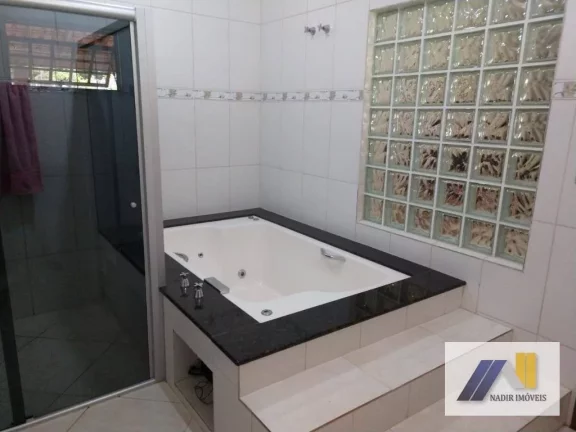 Imagem Chácara com 4 Quartos à Venda, 3.000 m² em Cajurú - Pouso Alegre